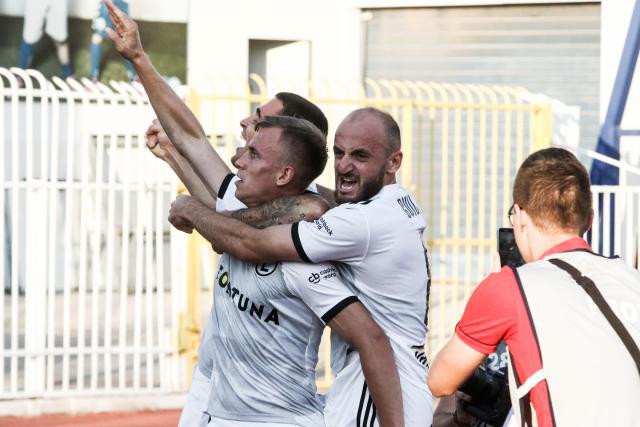 赔率前瞻:国足再战日本无拿分可能 数据一边倒